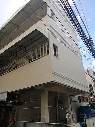 Condo — photo 2