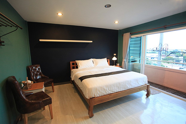 Condo · Bang Phli — photo 5