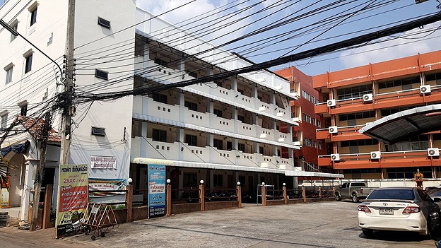 Condo — photo 2