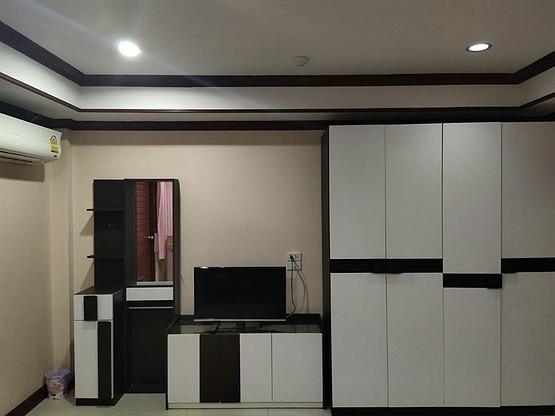 Condo — photo 3