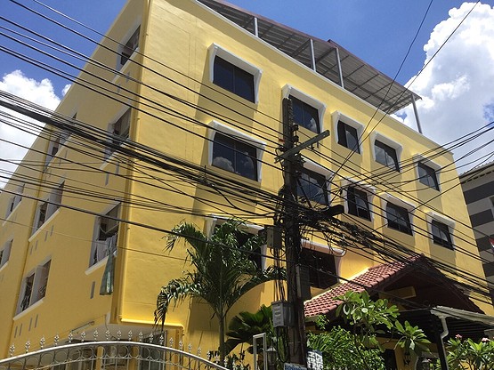 Condo · Watthana, bangkok — photo 1