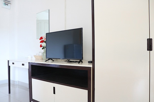 Condo — photo 2