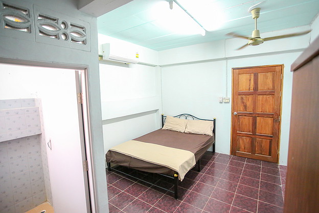 Condo · Bang Rak, bangkok — photo 4