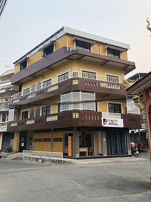Condo — photo 1