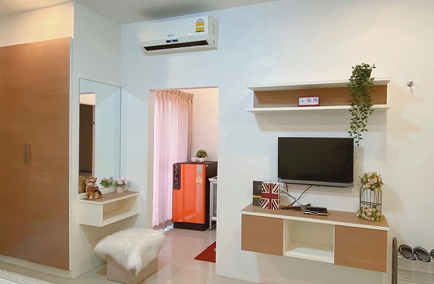 Condo — photo 3