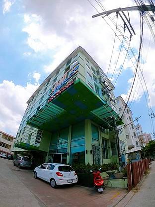 Condo · Mueang Chon Buri, chon_buri — photo 2