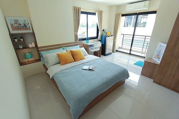 Condo · Bang Na, bangkok — photo 2