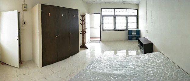 Condo — photo 1