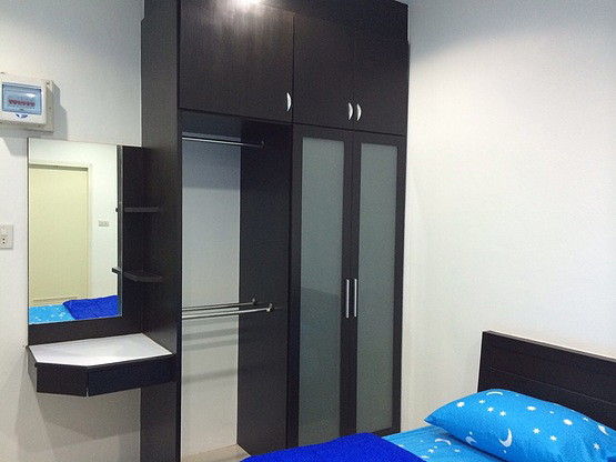 Condo — photo 2