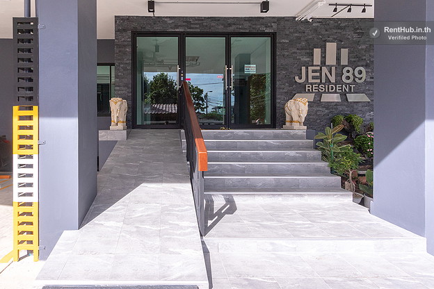 Jen 89 resident — photo 4
