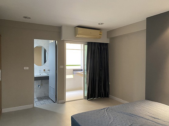 Condo · bangkok — photo 3