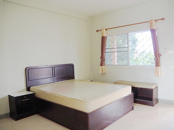 Condo — photo 2