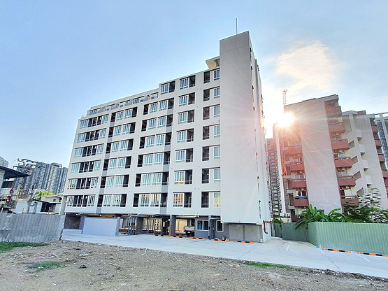 Condo · Huai Khwang, bangkok — photo 1