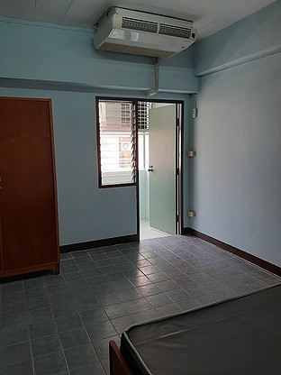 Condo · Huai Khwang, bangkok — photo 4