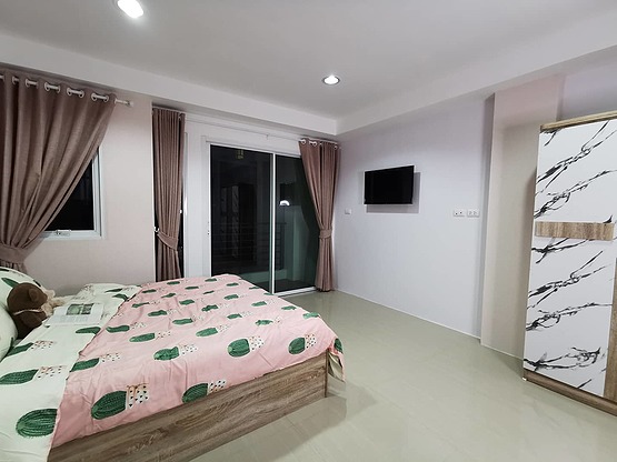 Condo · Mueang Chon Buri, chon_buri — photo 4