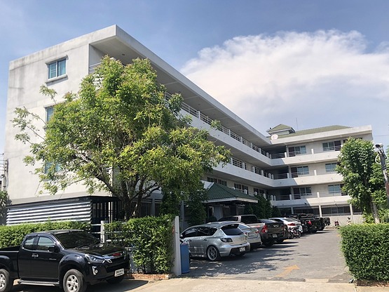 Condo · Khan Na Yao, bangkok — photo 1