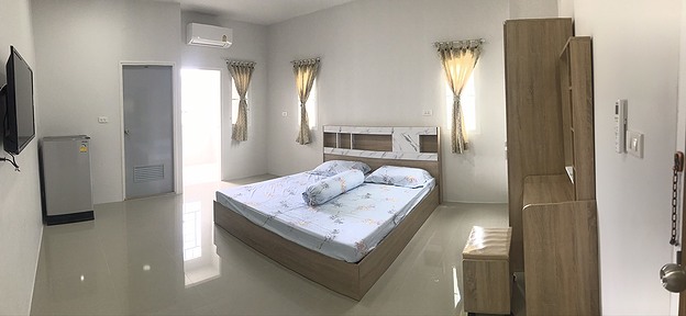 Condo — photo 3