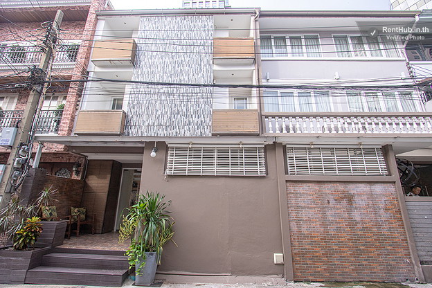 Park Saladaeng Serviced Apartments — photo 4