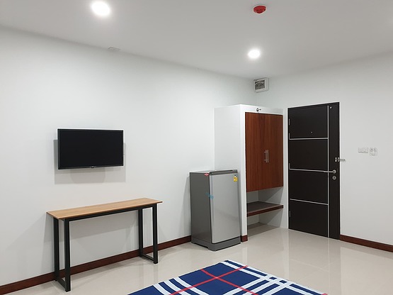Condo — photo 2