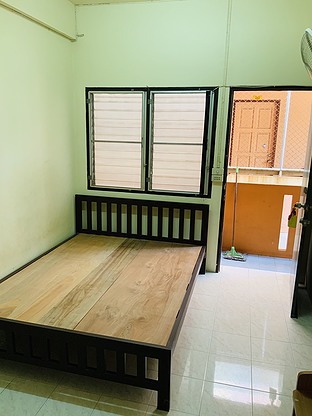 Condo · Huai Khwang, bangkok — photo 5