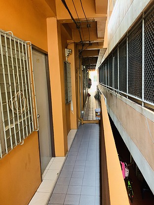 Condo · Huai Khwang, bangkok — photo 1