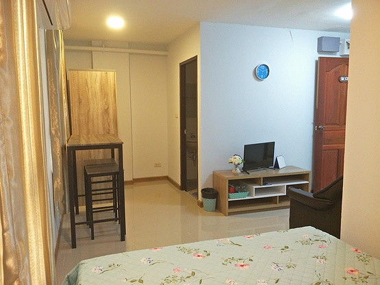 Condo · Saphan Sung, bangkok — photo 3
