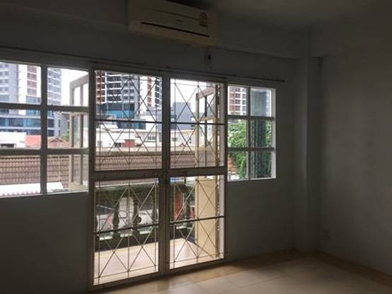 Condo · Huai Khwang, bangkok — photo 3