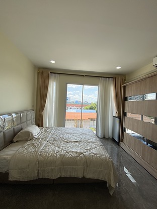 Condo — photo 5