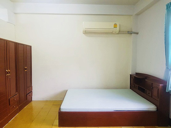 Condo · Sathon, bangkok — photo 2