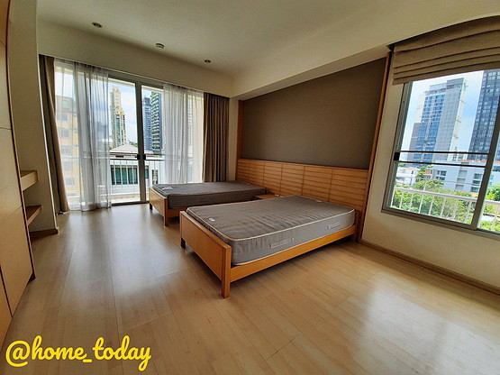 Baan Sukhumvit 27 — photo 2