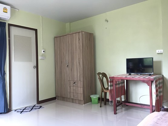 Condo — photo 2