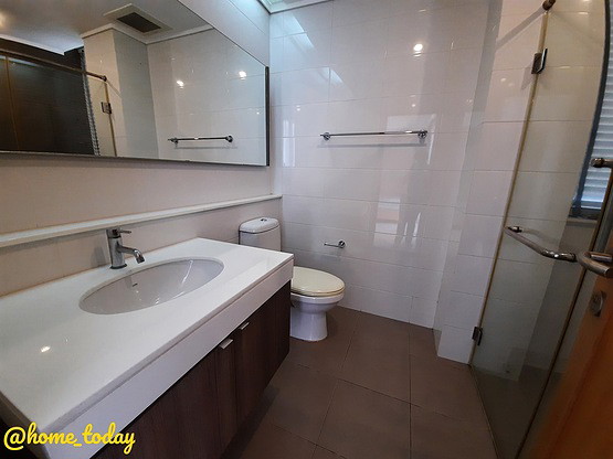 Baan Sukhumvit 27 — photo 5