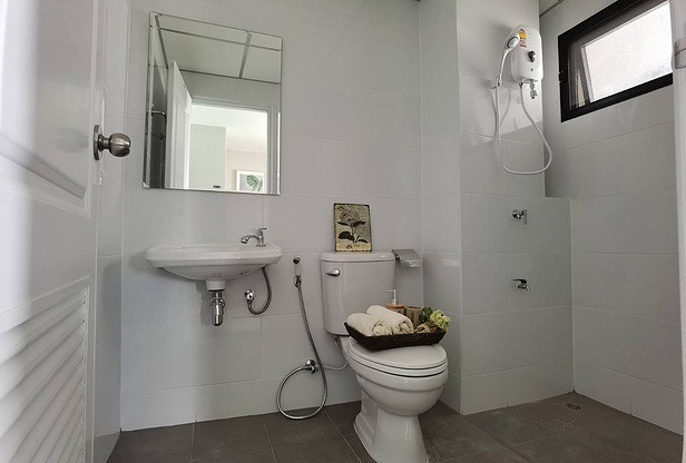 Condo — photo 5