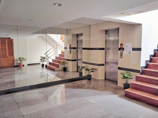 Condo · Huai Khwang, bangkok — photo 5
