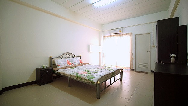 Condo · Mueang Samut Prakan — photo 4