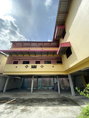 Condo · Mueang Chon Buri, chon_buri — photo 2