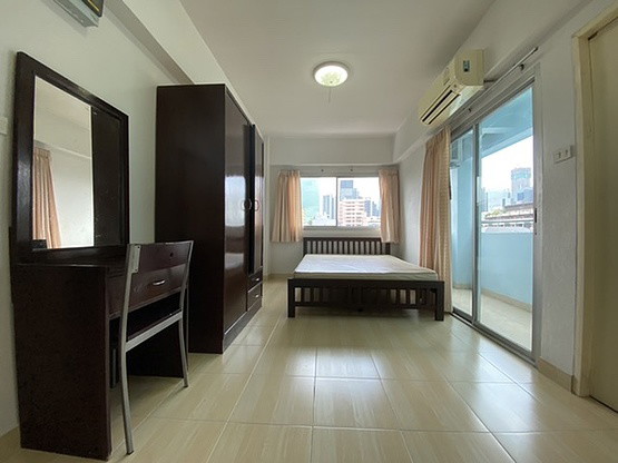 Condo · bangkok — photo 1