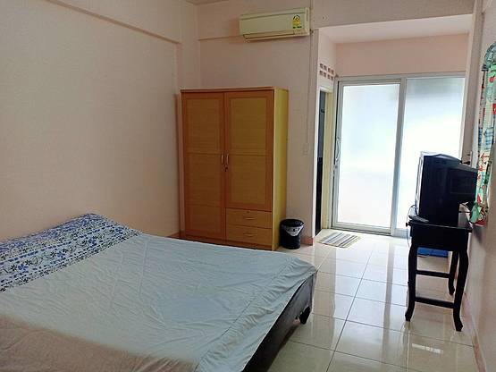 Condo — photo 3
