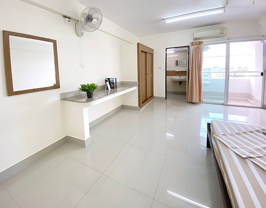 Condo · Mueang Nonthaburi — photo 3