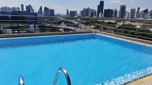 Condo · bangkok — photo 2
