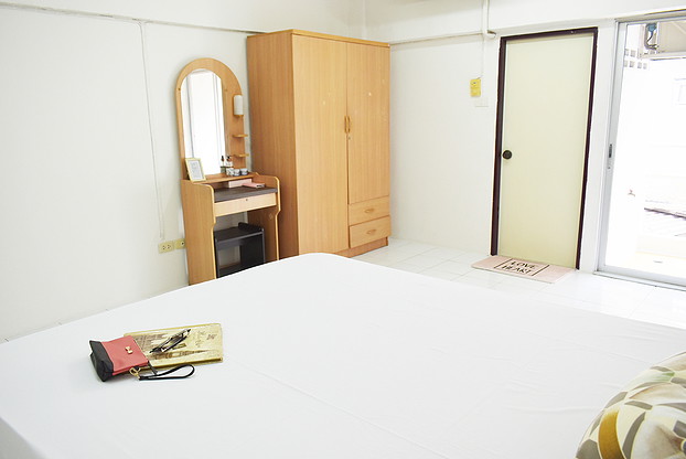 Condo · Wang Thonglang, bangkok — photo 3