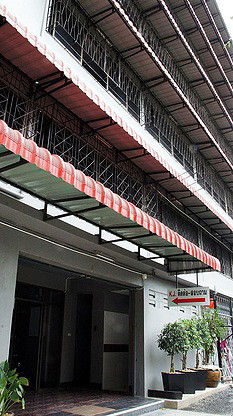 Condo — photo 1