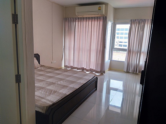 Condo · bangkok — photo 2