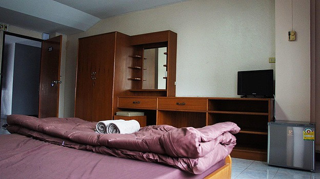 Condo — photo 3