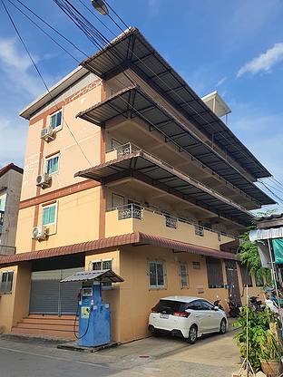 Condo — photo 2