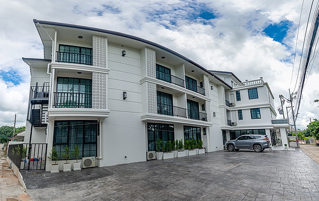 Condo — photo 5