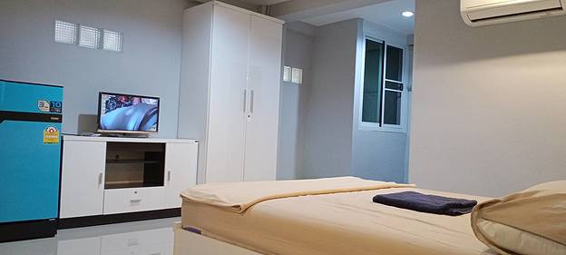 Condo · Bang Khun Thian, bangkok — photo 5