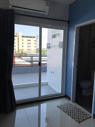 Condo — photo 5