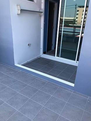 Condo — photo 3