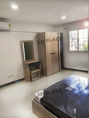 Condo · Huai Khwang, bangkok — photo 3